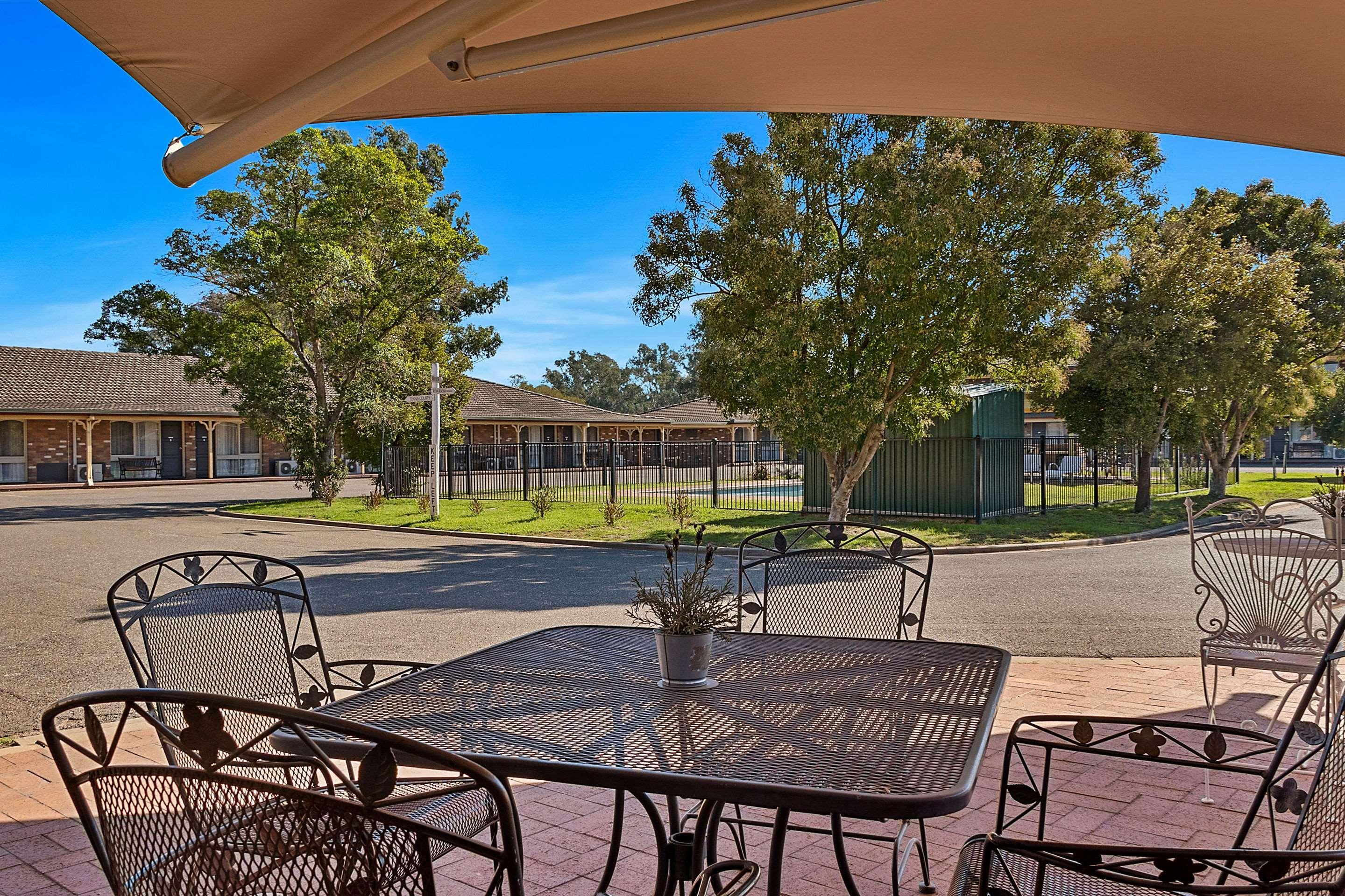 Quality Inn Carriage House Wagga Wagga Exterior photo