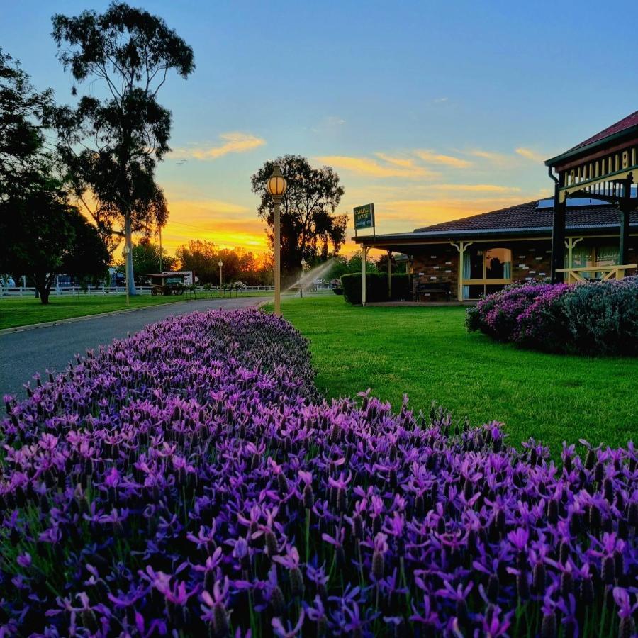 Quality Inn Carriage House Wagga Wagga Exterior photo